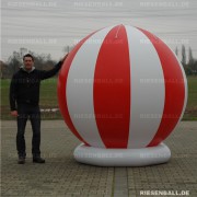 Riesenball Galerie