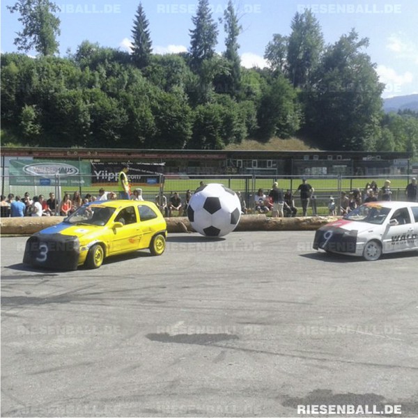 Erstes Autoball Turnier bei Hasar Pub in Österreich